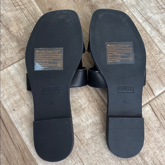 Top Moda Slide Sandals Featuring A Signature H Strap Design. NWOT - Picture 5 of 5